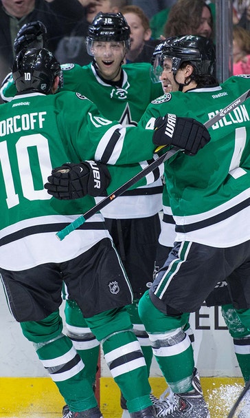 Stars' offensive onslaught continues in 3-0 blanking of Pens